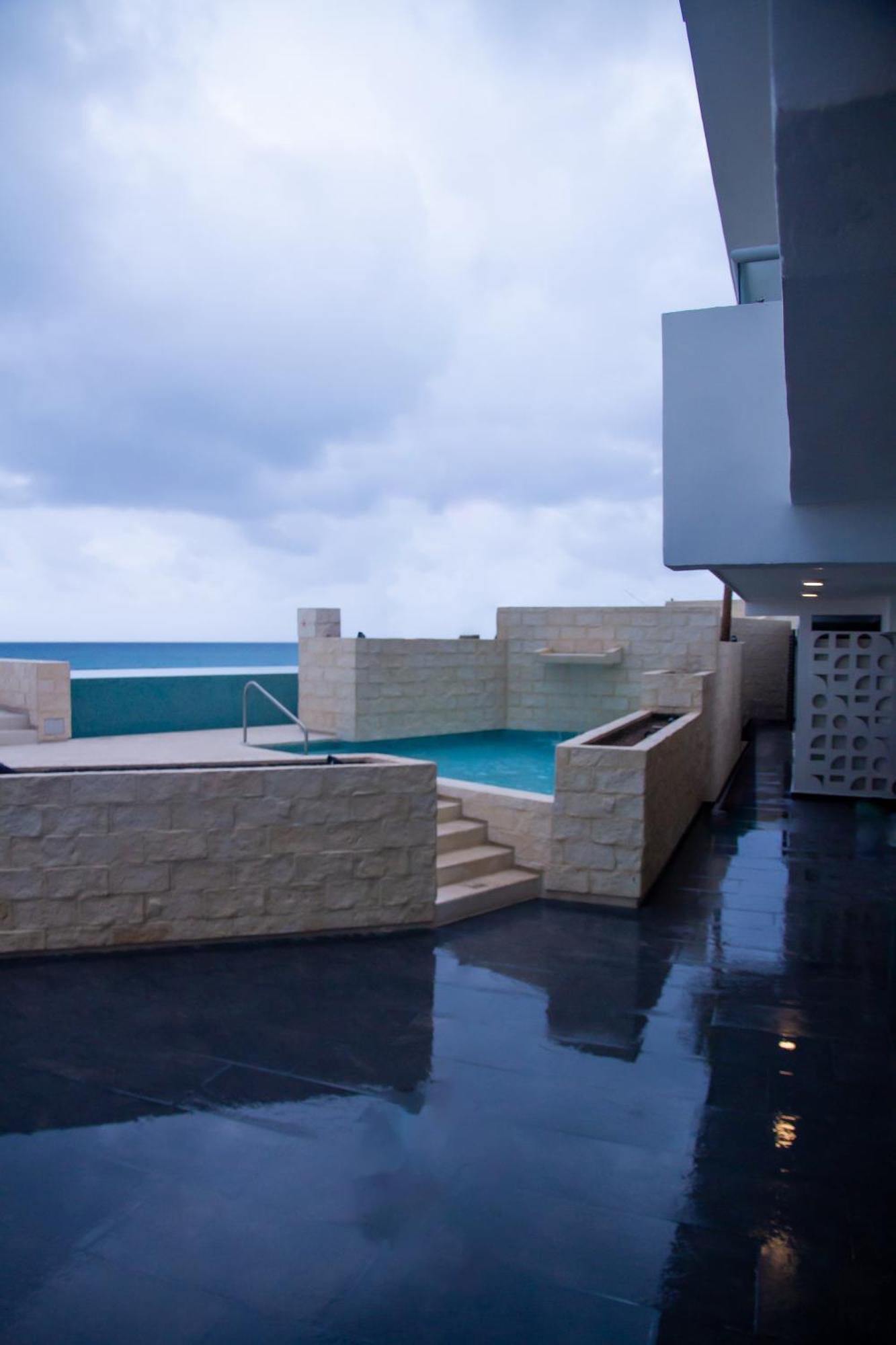 The Mint Resort Isla Mujeres Exterior photo