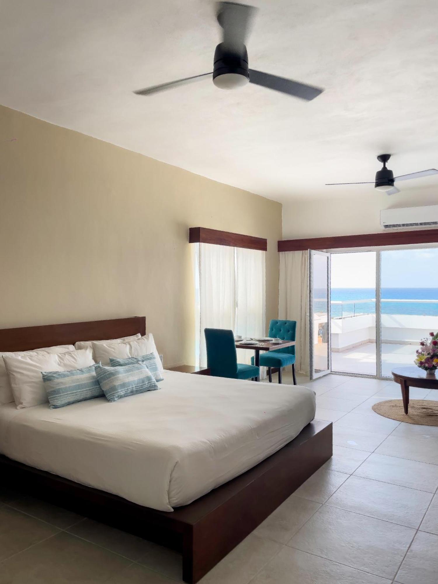 The Mint Resort Isla Mujeres Exterior photo