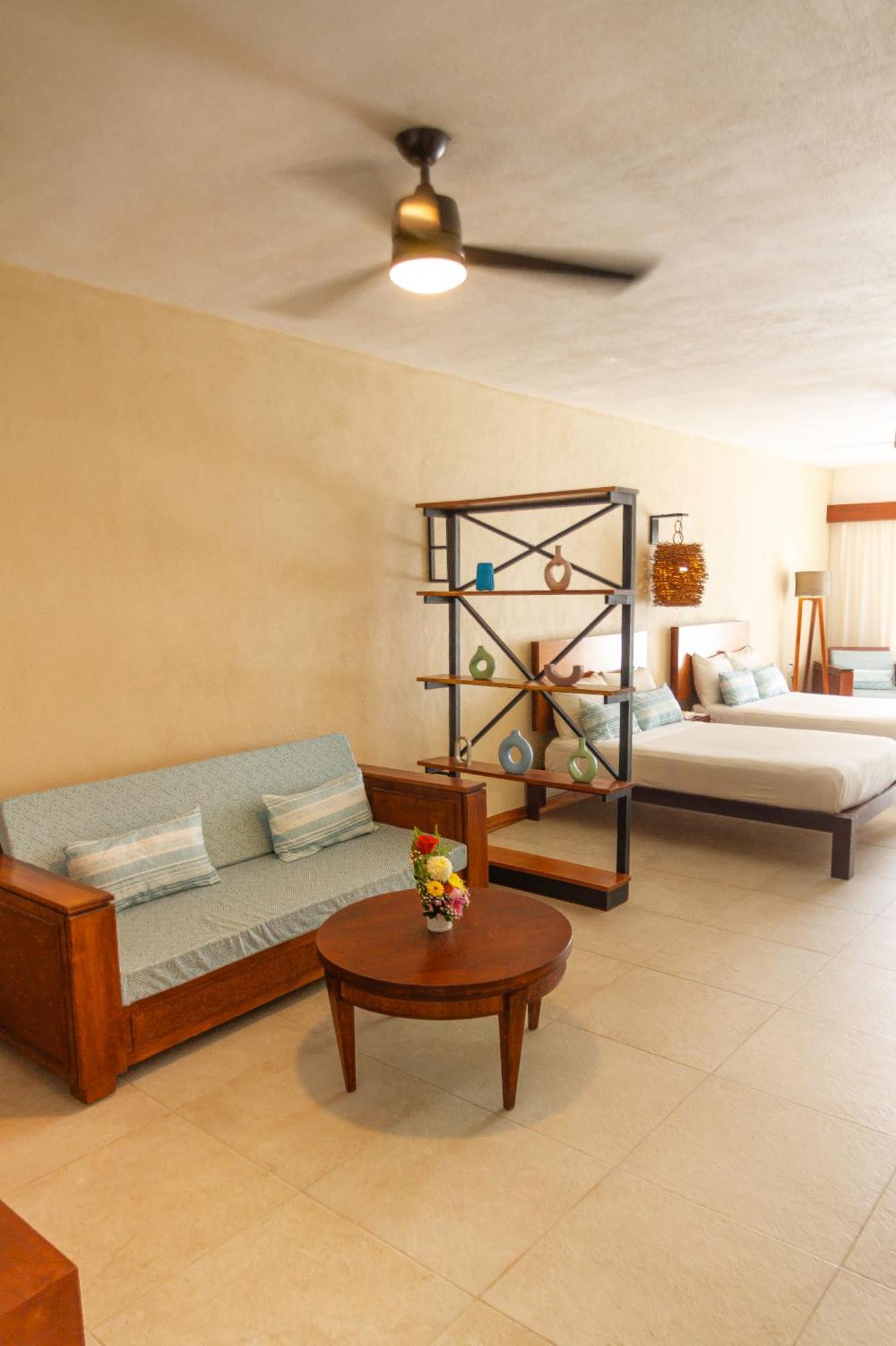 The Mint Resort Isla Mujeres Exterior photo