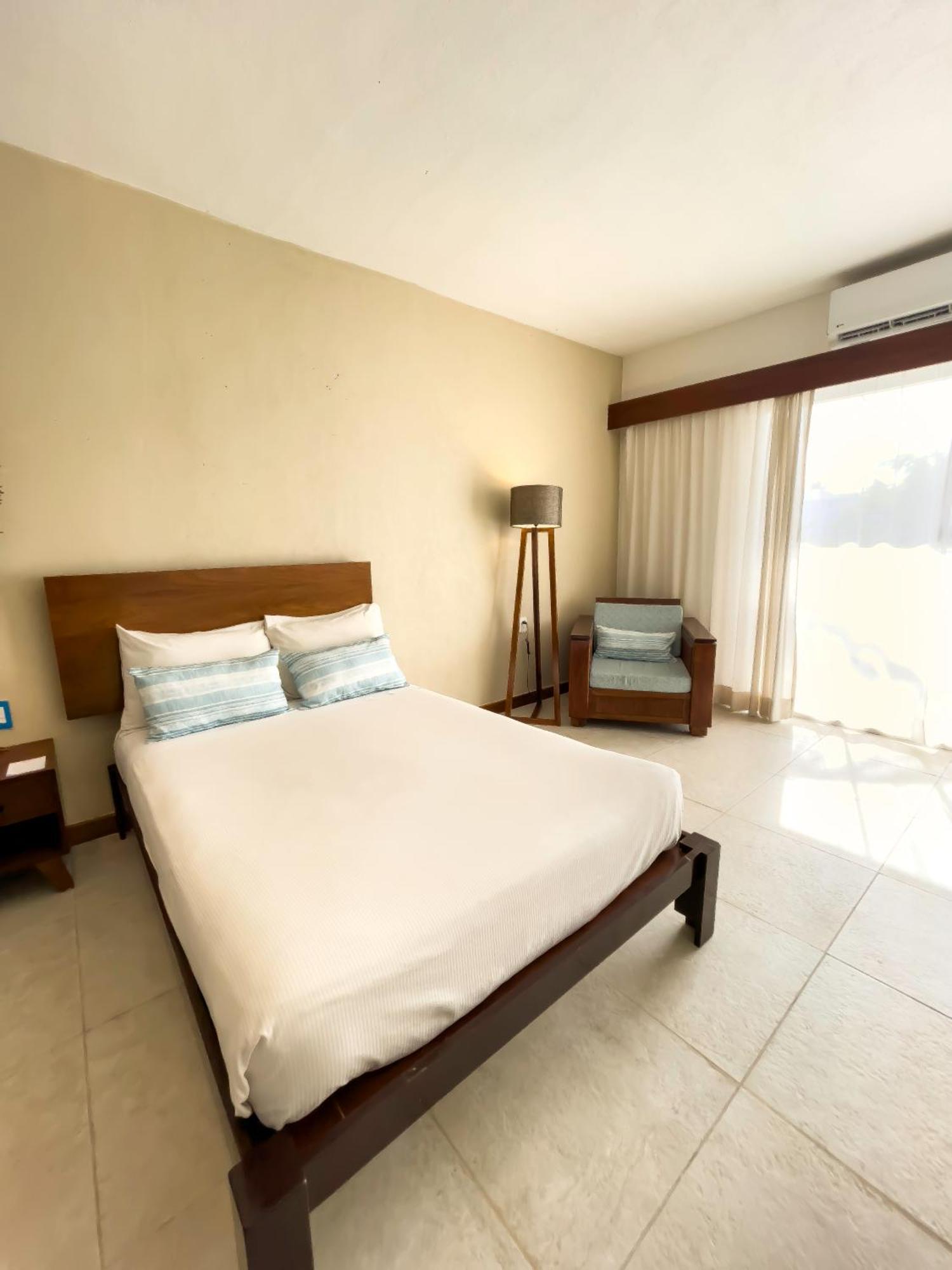 The Mint Resort Isla Mujeres Exterior photo